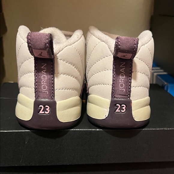 Jordan Retro 12 - Picture 5 of 5
